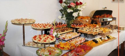 Buffet for the brides table